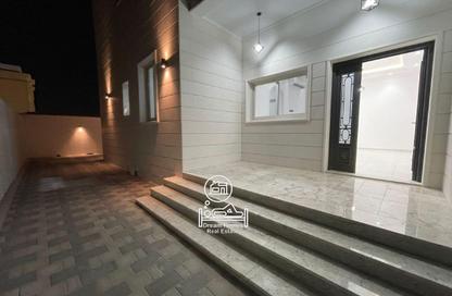 Apartment - 3 Bedrooms - 3 Bathrooms for rent in Shakhbout City - Abu Dhabi Apartment - 3 Bedrooms - 3 Bathrooms for rent in Shakhbout City - Abu Dhabi