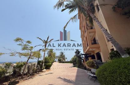 Duplex - 2 Bedrooms - 4 Bathrooms for rent in Mina Al Fajer - Al Fqait - Fujairah