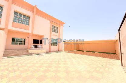 فيلا - 4 غرف نوم - 5 حمامات للايجار في السروج - العين فيلا - 4 غرف نوم - 5 حمامات للايجار في السروج - العين