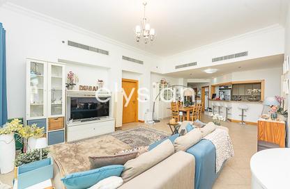 Apartment - 3 Bedrooms - 4 Bathrooms for rent in Al Hallawi - Shoreline Apartments - Palm Jumeirah - Dubai