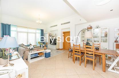 Apartment - 3 Bedrooms - 4 Bathrooms for rent in Al Hallawi - Shoreline Apartments - Palm Jumeirah - Dubai