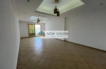 Apartment - 2 Bedrooms - 2 Bathrooms for rent in Al Khan Corniche - Al Khan - Sharjah