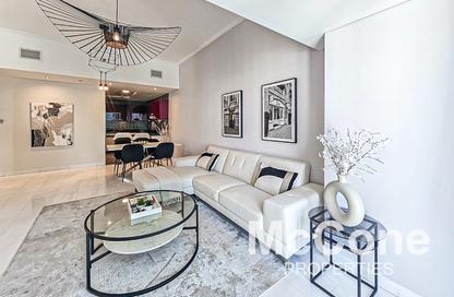 Apartment - 1 - 2 for rent in Cayan Tower - Dubai Marina - Dubai