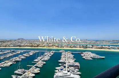 Apartment - 2 Bedrooms - 3 Bathrooms for sale in Ruby - Tiara Residences - Palm Jumeirah - Dubai