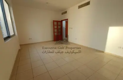 شقة - 2 غرف نوم - 2 حمامات للايجار في شارع حمدان - أبوظبي