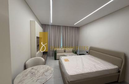 Apartment - Studio - 1 for rent in Skyhills Residences 1 - Skyhills Residences - Dubai Science Park - Dubai