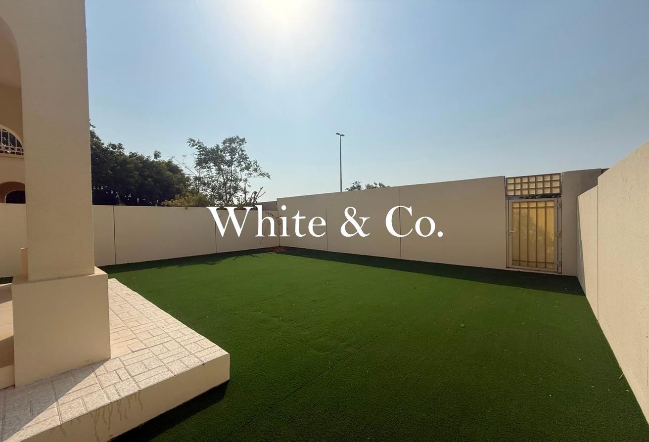 Upgraded | Landscaped | Private Location photo 12