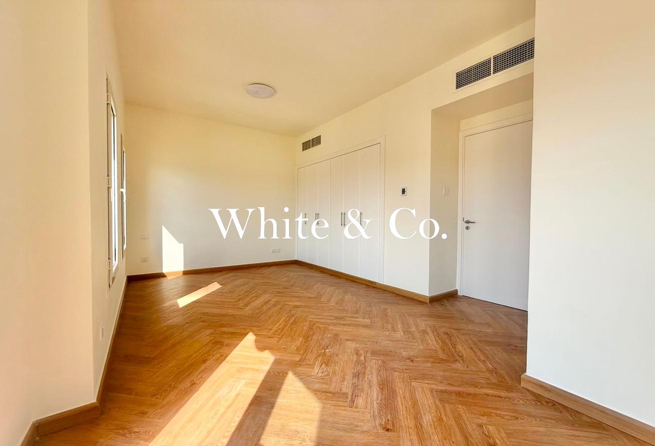 Upgraded | Landscaped | Private Location photo 9