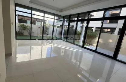 Townhouse - 3 Bedrooms - 4 Bathrooms for rent in Rochester - The Park Villas - DAMAC Hills - Dubai