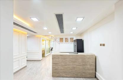 Office Space - Studio - 1 Bathroom for rent in The Binary Tower - Business Bay - Dubai