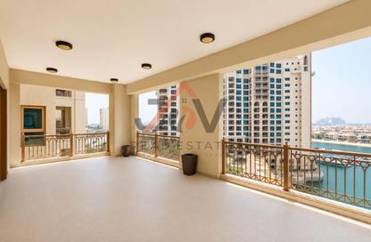 Apartment - 3 Bedrooms - 5 Bathrooms for rent in Marina Residences 6 - Marina Residences - Palm Jumeirah - Dubai