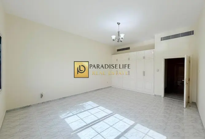 141914153 - Property Image 3
