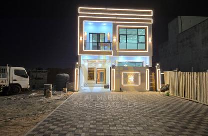 Villa - 5 Bedrooms - 7 Bathrooms for sale in Al Amira Village - Al Yasmeen - Ajman