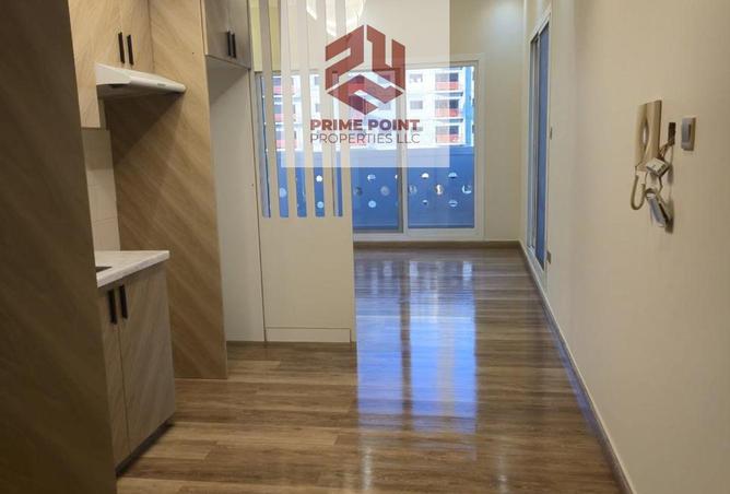 16310010 - Property Image 2