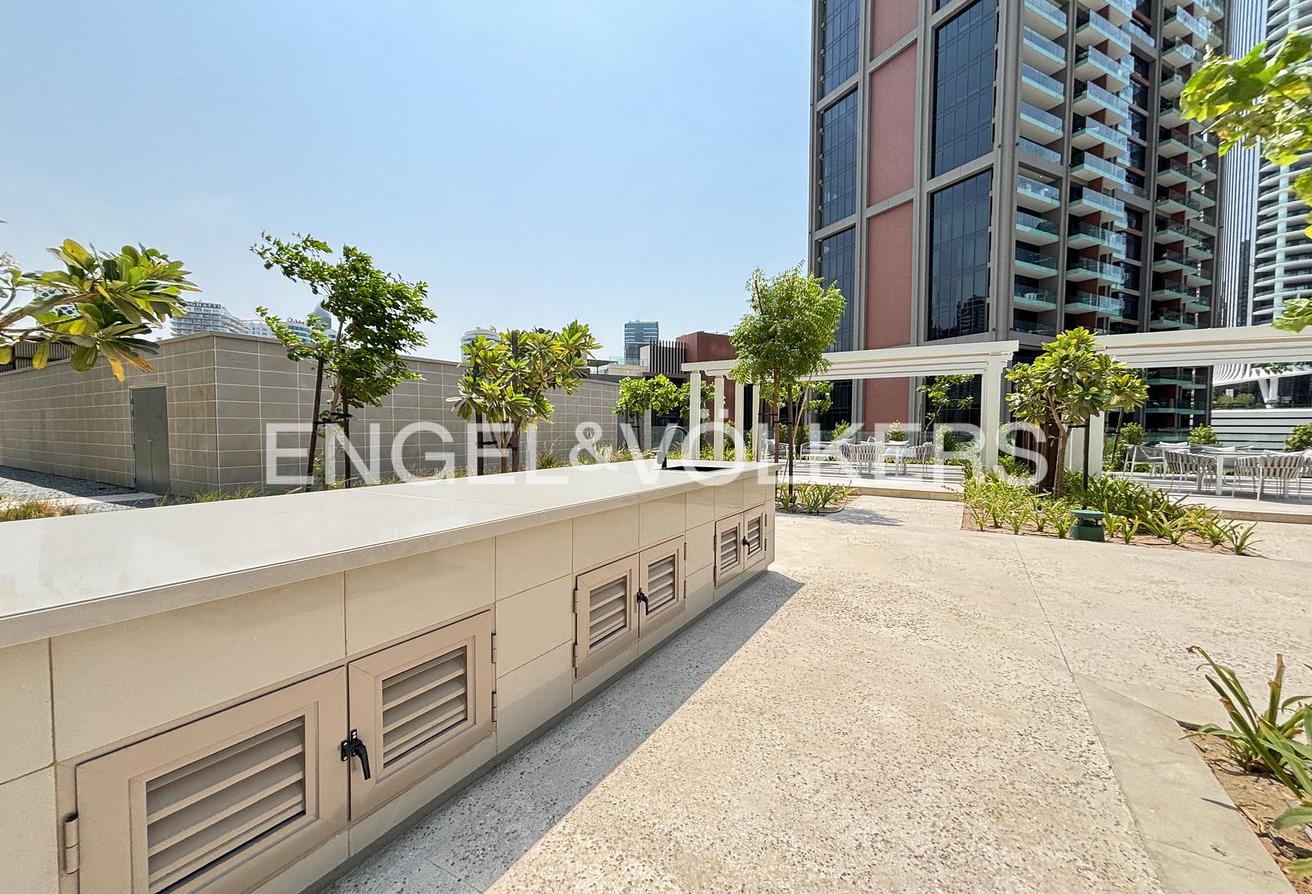 Burj and Water | Viewable | multiple options photo 20