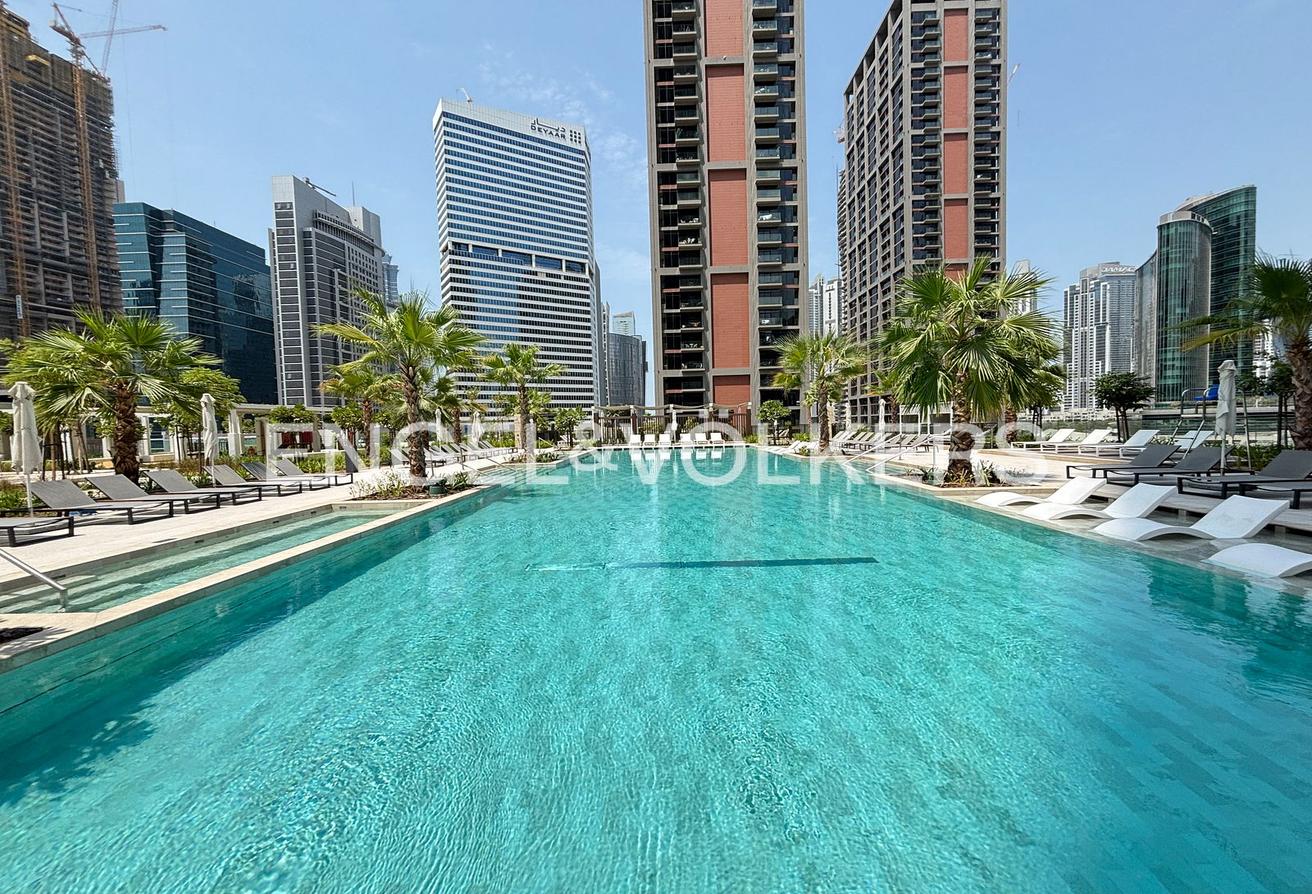 Burj and Water | Viewable | multiple options photo 19