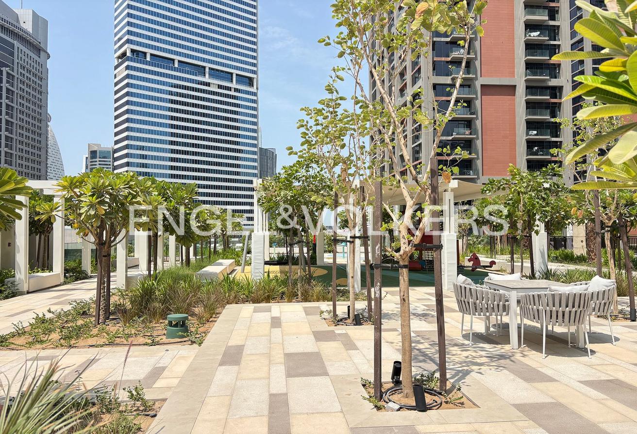 Burj and Water | Viewable | multiple options photo 29