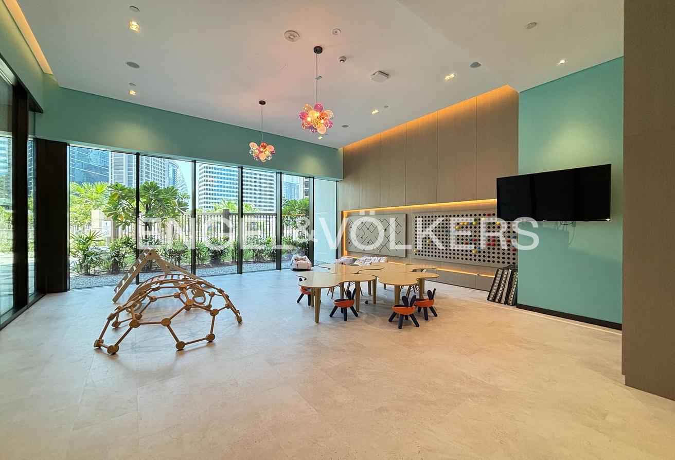 Burj and Water | Viewable | multiple options photo 15
