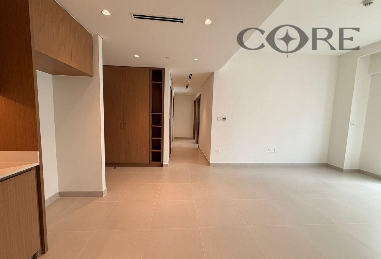 VACANT| HIGH FLOOR | BRAND NEW photo 8