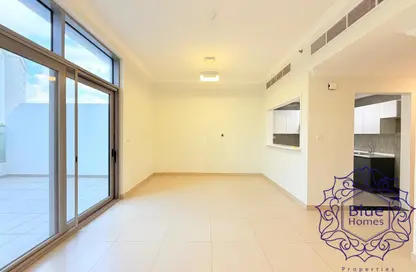 شقة - غرفة نوم - 2 حمامات للايجار في ارت جاردنز المبنى أ - آشلي هيلز - ارجان - دبي