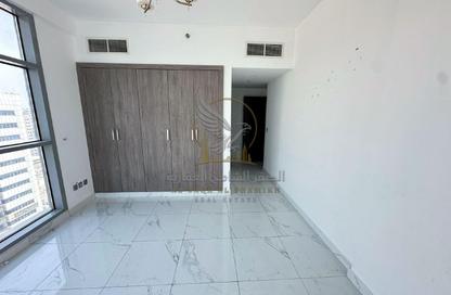 Apartment - 2 - 3 for rent in Al Majaz 1 - Al Majaz - Sharjah