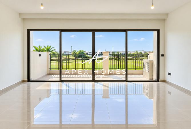 5 BED/ CORNER | BEST PRICE | NEAR TO LAGOONS photo 3