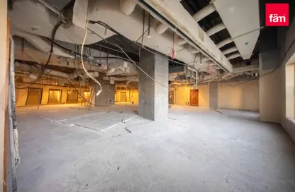 محل - استوديو - 3 حمامات للايجار في فندق فيرمونت - شارع الشيخ زايد - دبي