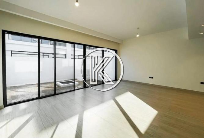 80712592 - Property Main Image