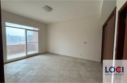 Apartment - 3 Bedrooms - 3 Bathrooms for rent in Abbey Crescent 2 - Abbey Crescent - Motor City - Dubai