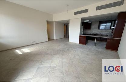 Apartment - 3 Bedrooms - 3 Bathrooms for rent in Abbey Crescent 2 - Abbey Crescent - Motor City - Dubai
