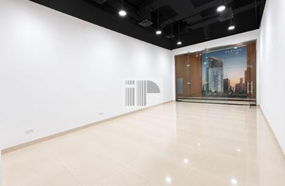 Retail - Studio for rent in Park Towers Podium - Park Towers - DIFC - Dubai