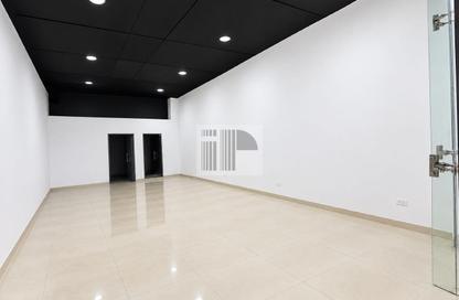 Retail - Studio for rent in Park Towers Podium - Park Towers - DIFC - Dubai