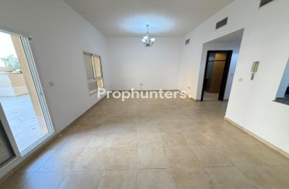 Apartment - 3 Bedrooms - 4 Bathrooms for sale in Al Thamam 61 - Al Thamam - Remraam - Dubai
