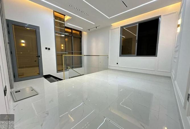 60913476 - Property Image 3