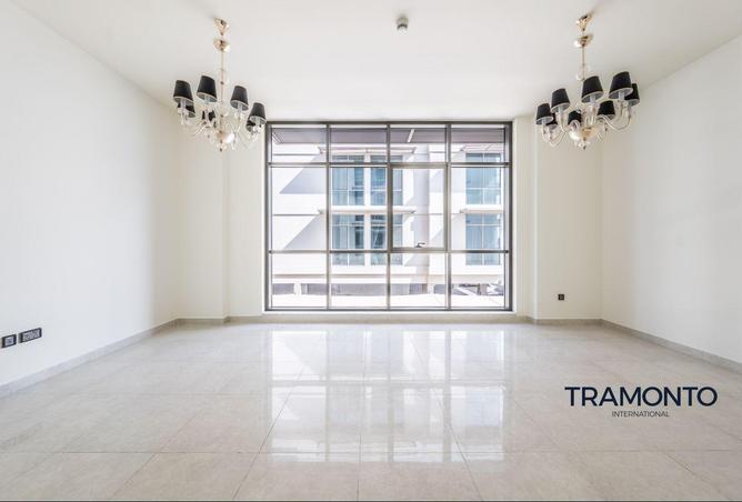 54392844 - صورة العقار 2