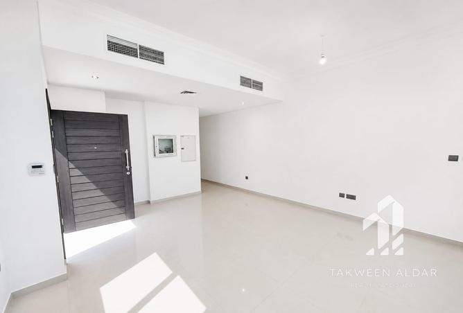 136112984 - Property Image 2