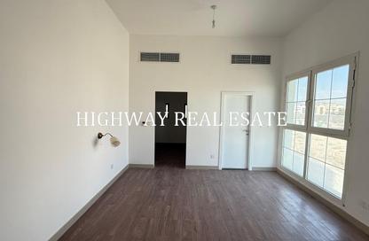 Villa - 5 Bedrooms - 7 Bathrooms for rent in Al Riqaibah - Al Suyoh - Sharjah Villa - 5 Bedrooms - 7 Bathrooms for rent in Al Riqaibah - Al Suyoh - Sharjah
