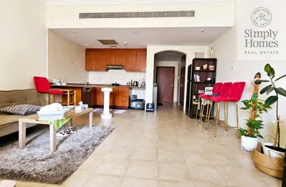 شقة - 1 حمام للبيع في شقق البحيرة - مجتمع الحدائق - مجمع دبي للاستثمار - دبي