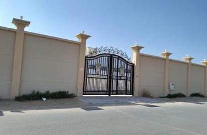 Villa - 2 Bedrooms - 2 Bathrooms for rent in Al Jazirah Al Hamra - Al Hamra Village - Ras Al Khaimah