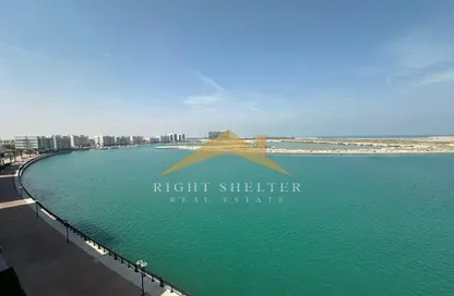 شقة - 2 غرف نوم - 3 حمامات للايجار في 12B البحيرة - لاجون - ميناء العرب - راس الخيمة - رأس الخيمة