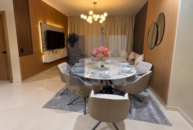 3-bed apartment in Radiant Square · Furnished · Community view — photo 3