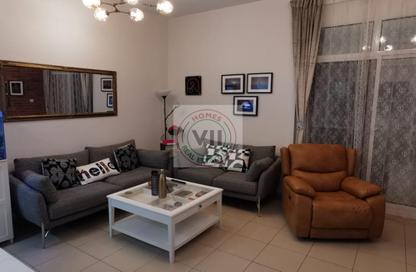 Apartment - 2 - 3 for sale in Mazaya 3 - Queue Point - Liwan - Dubai