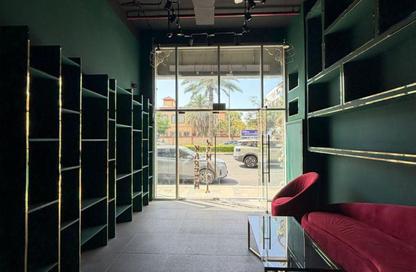 Shop - Studio - 1 Bathroom for rent in Umm Suqeim 1 - Umm Suqeim - Dubai