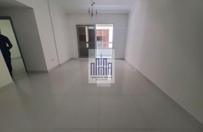 Apartment - 1 Bedroom - 2 Bathrooms for rent in Muweileh Community - Muwaileh Commercial - Sharjah