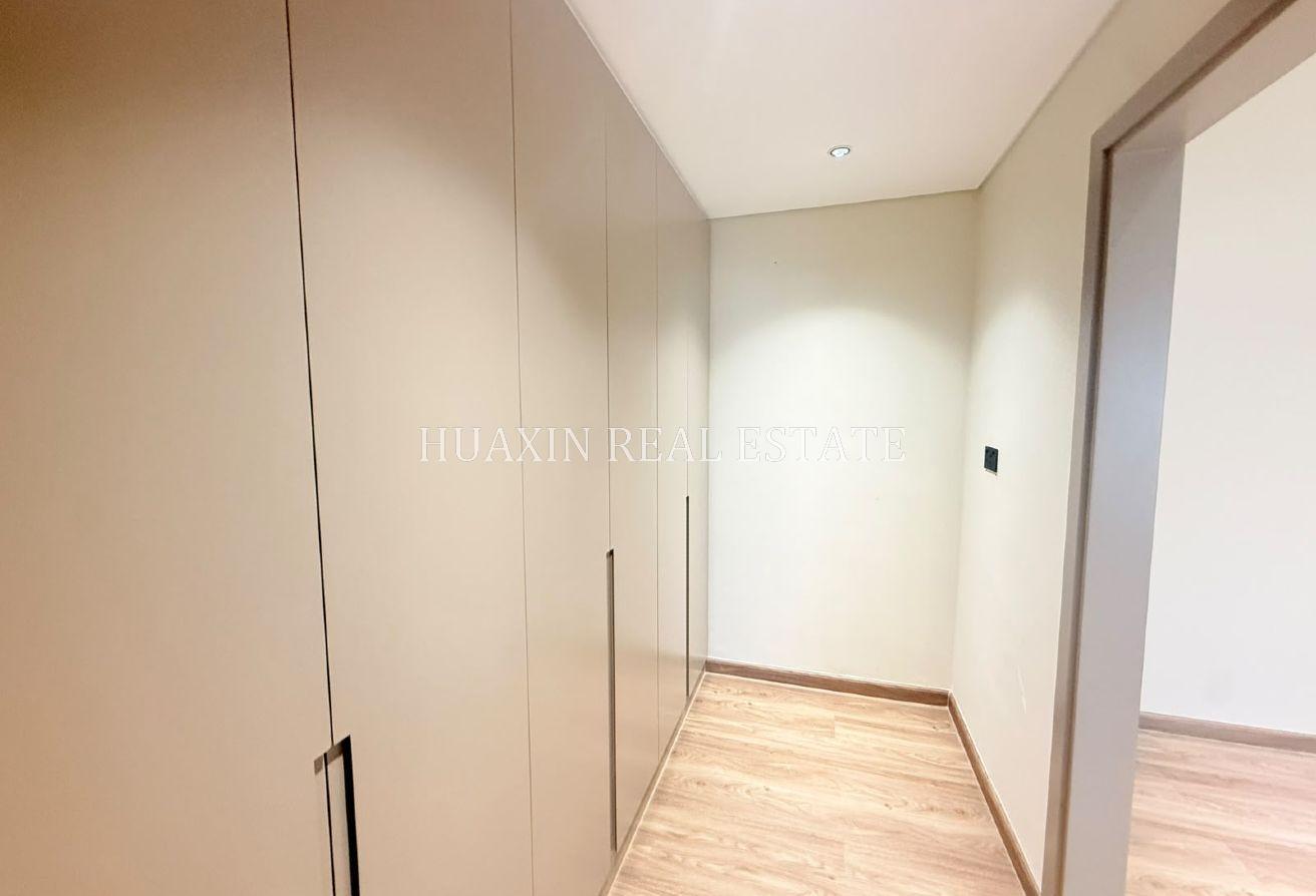 Contemporary 4 Bedrooms | Private Pool | Very Nice photo 11