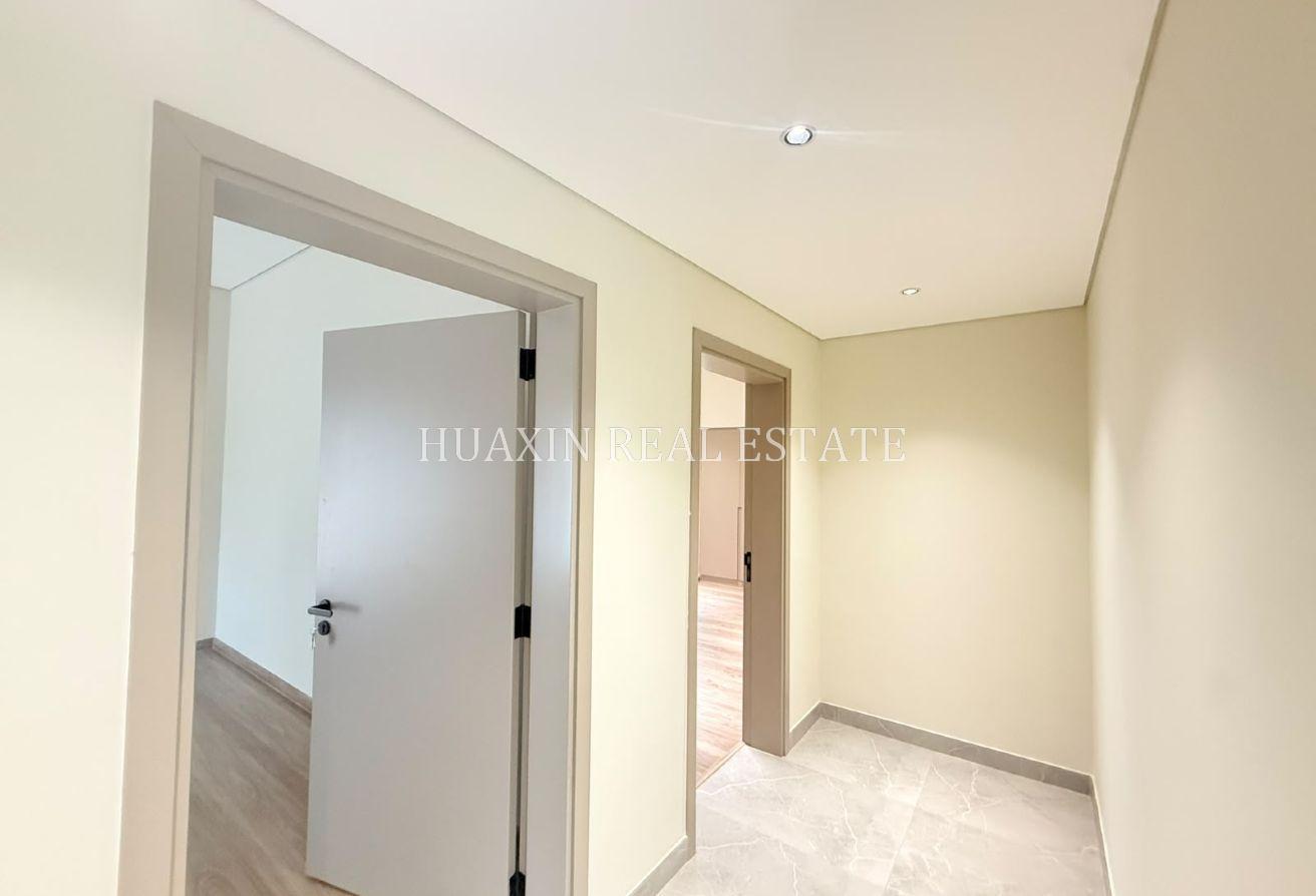 Contemporary 4 Bedrooms | Private Pool | Very Nice photo 14
