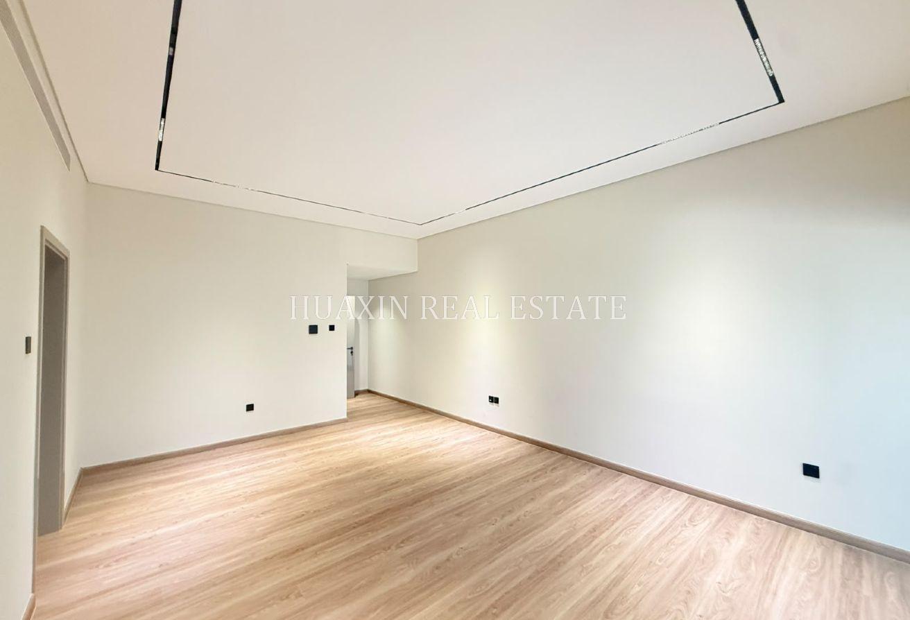 Contemporary 4 Bedrooms | Private Pool | Very Nice photo 10