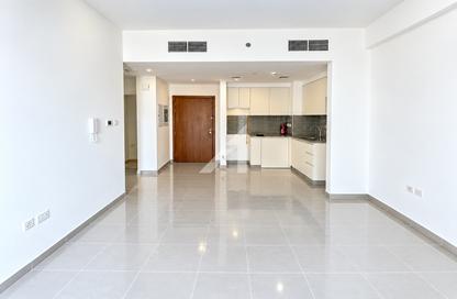Apartment - 1 - 1 for rent in Zahra Breeze Apartments 4A - Zahra Breeze Apartments 4 - Zahra Breeze Apartments - Town Square - Dubai