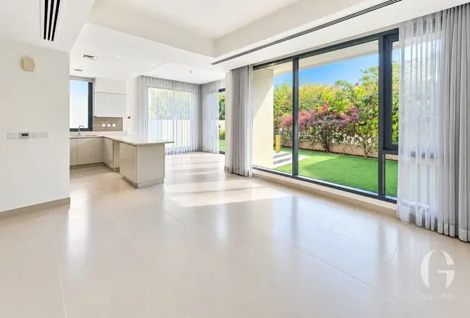 151892763 - Property Image 3