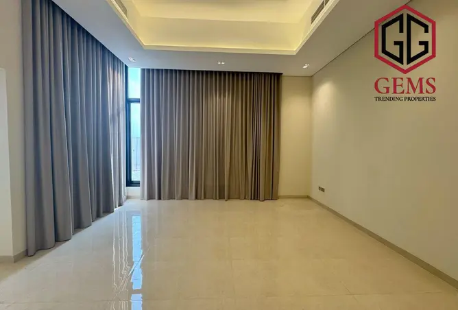 165039909 - Property Image 2
